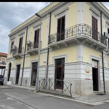 Palazzo Ginevra *